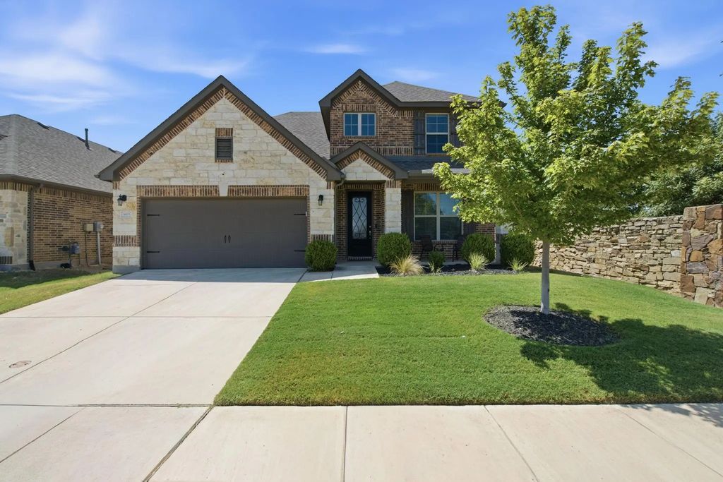 1605 Tanglewood Trail, Northlake