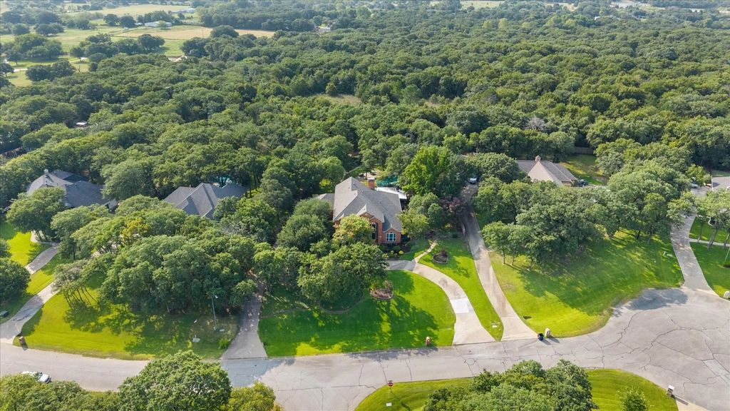 3400 Wild Oaks Court, Burleson