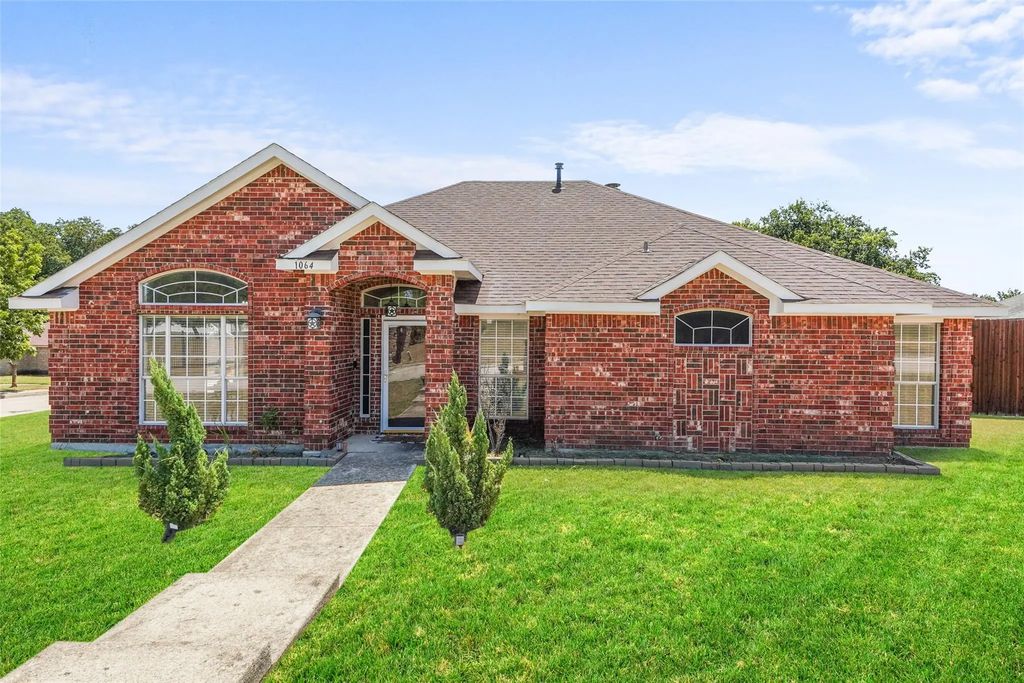 1064 The Meadows Parkway, DeSoto