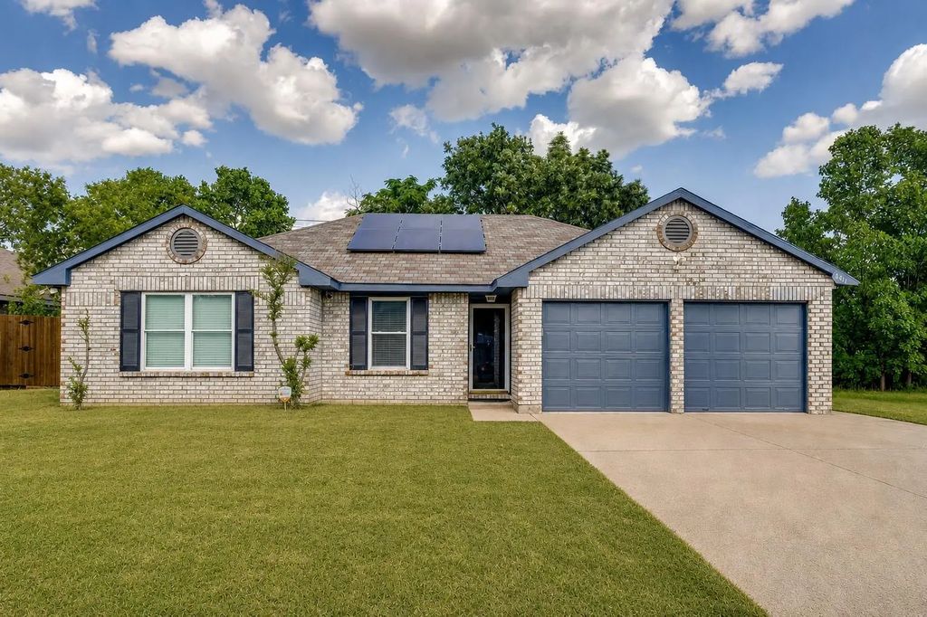 6411 Brooklawn Drive, Arlington