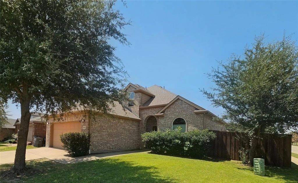 1017 Meadow Green Court, Princeton