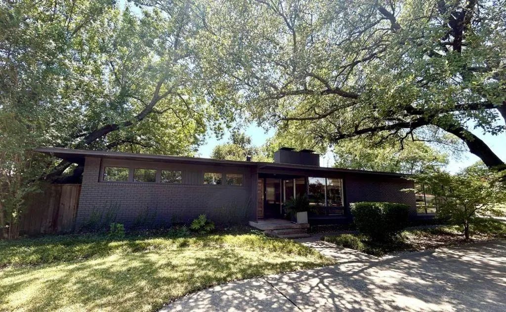 6522 Royal Lane, Dallas