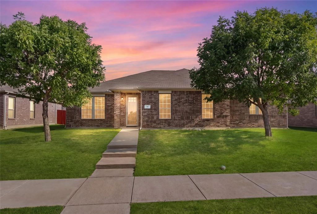 741 Jewelflower Drive, DeSoto