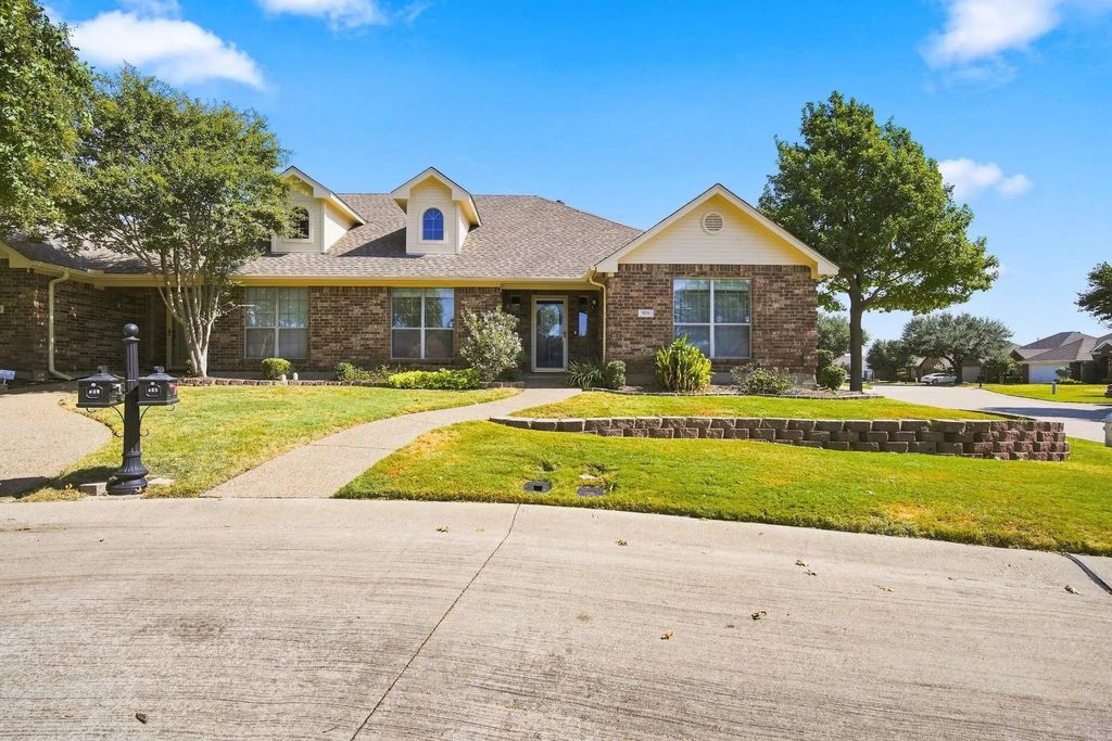 925 Cresthill Drive 37b, Cedar Hill