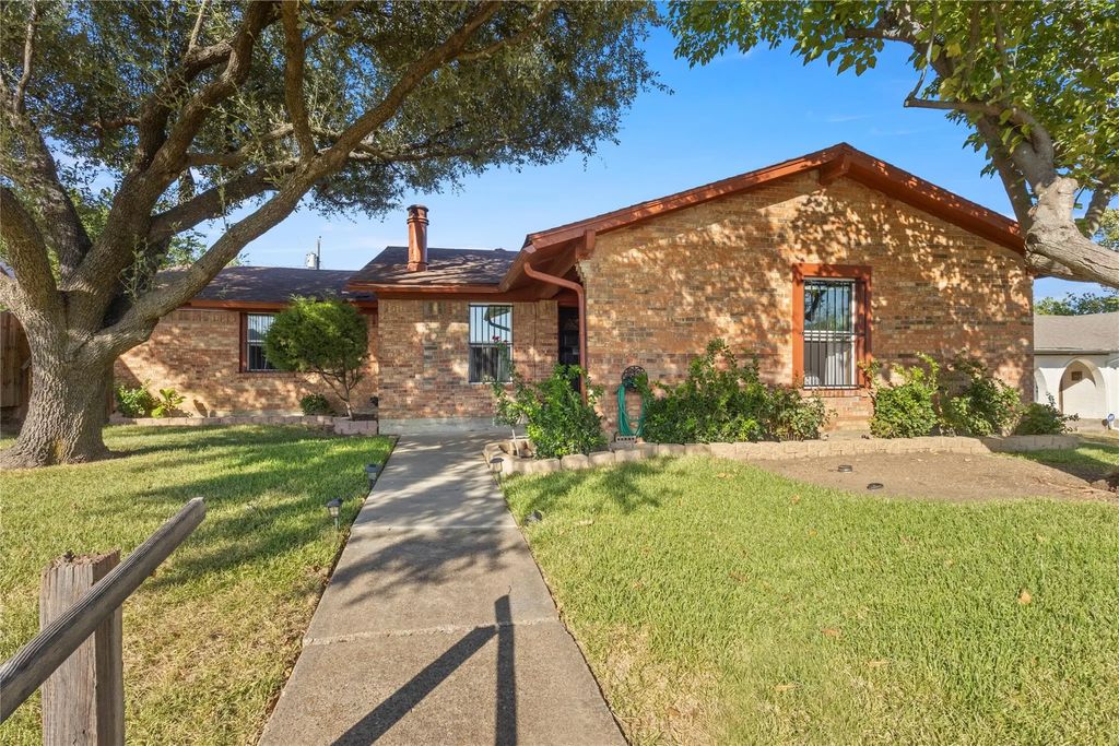 1646 Savage Drive, Mesquite