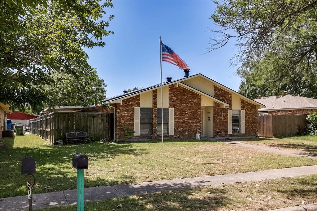 2617 Roman Way, Garland