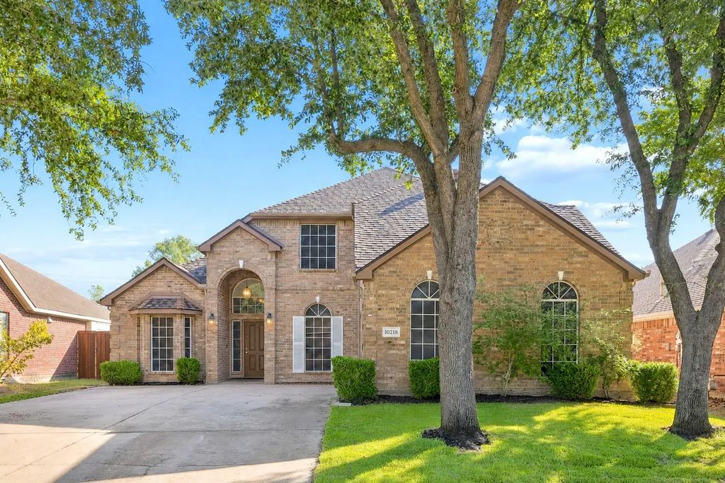 10218 Saint Georges Drive, Rowlett