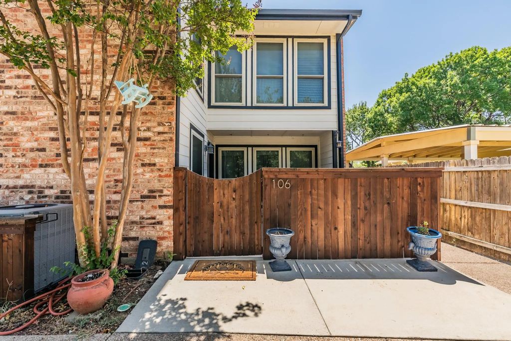 714 E Wall Street 106, Grapevine