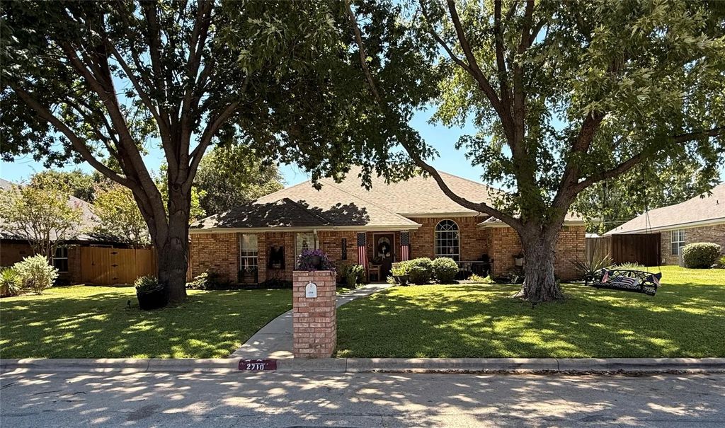 2710 Hunters Run, Brownwood