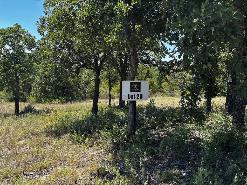 28 County Road 417, May