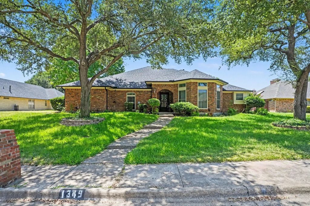 1349 Mantlebrook Drive, DeSoto