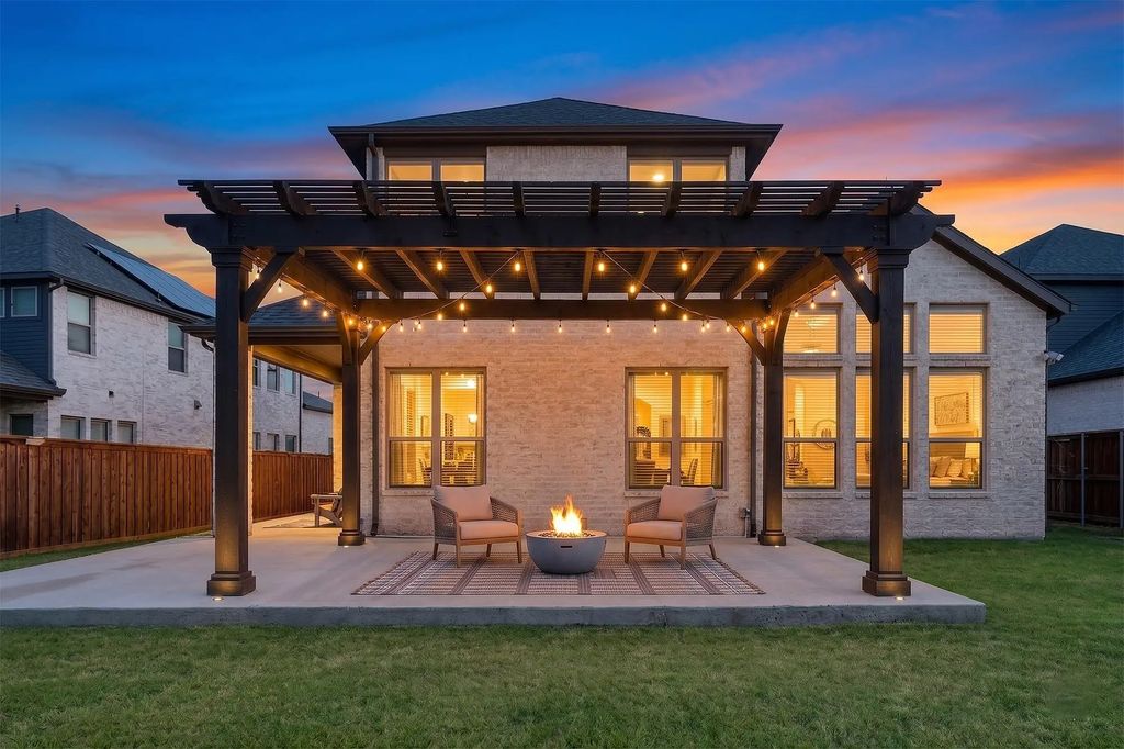 3567 Rustic Oak Drive, Frisco