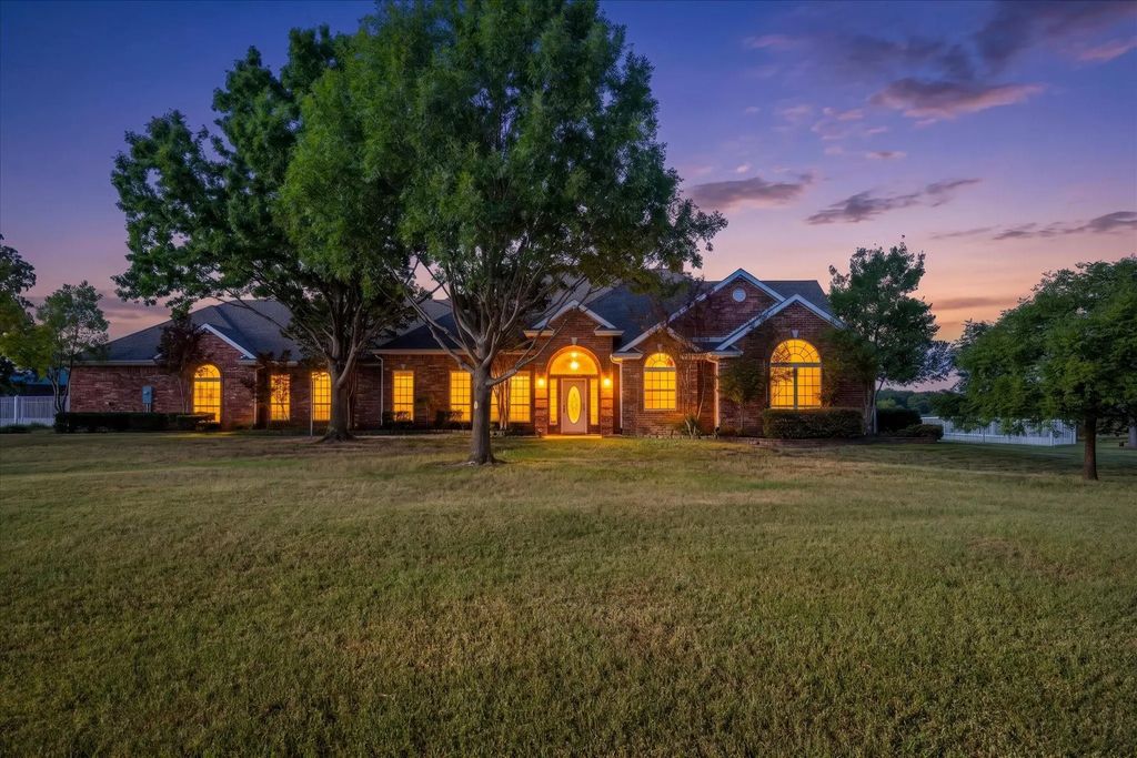 351 Rs County Road 3378, Emory