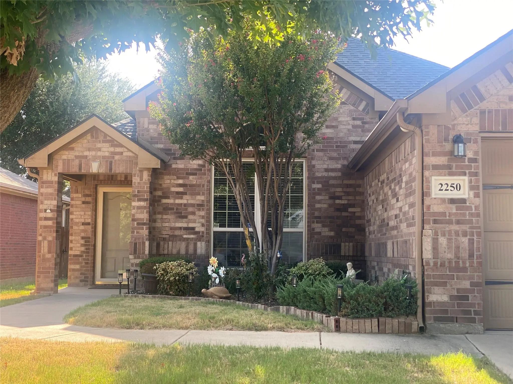 Photo of Listing #21359463
