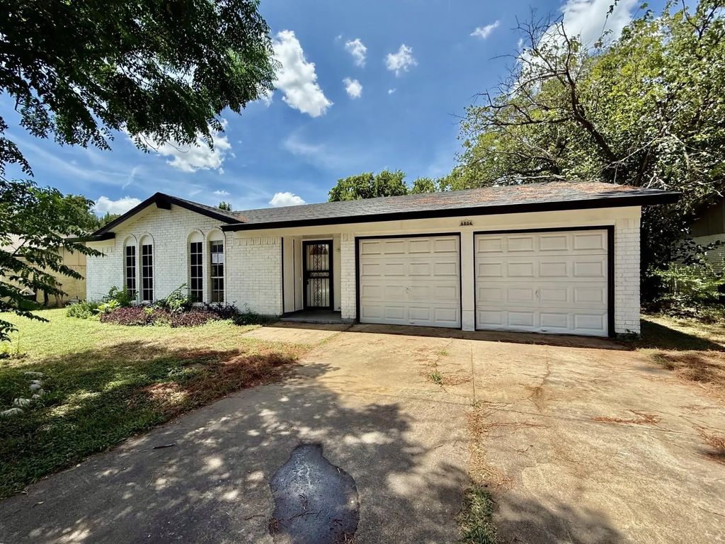 6804 Margaret Drive, Forest Hill