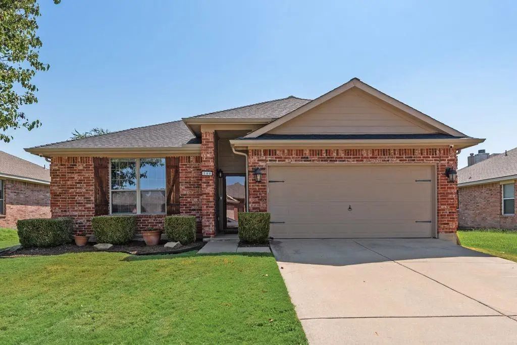 390 Elk Trail, Melissa