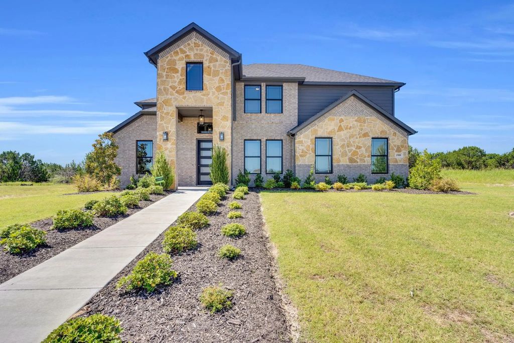 1908 Barrix Lane, DeSoto