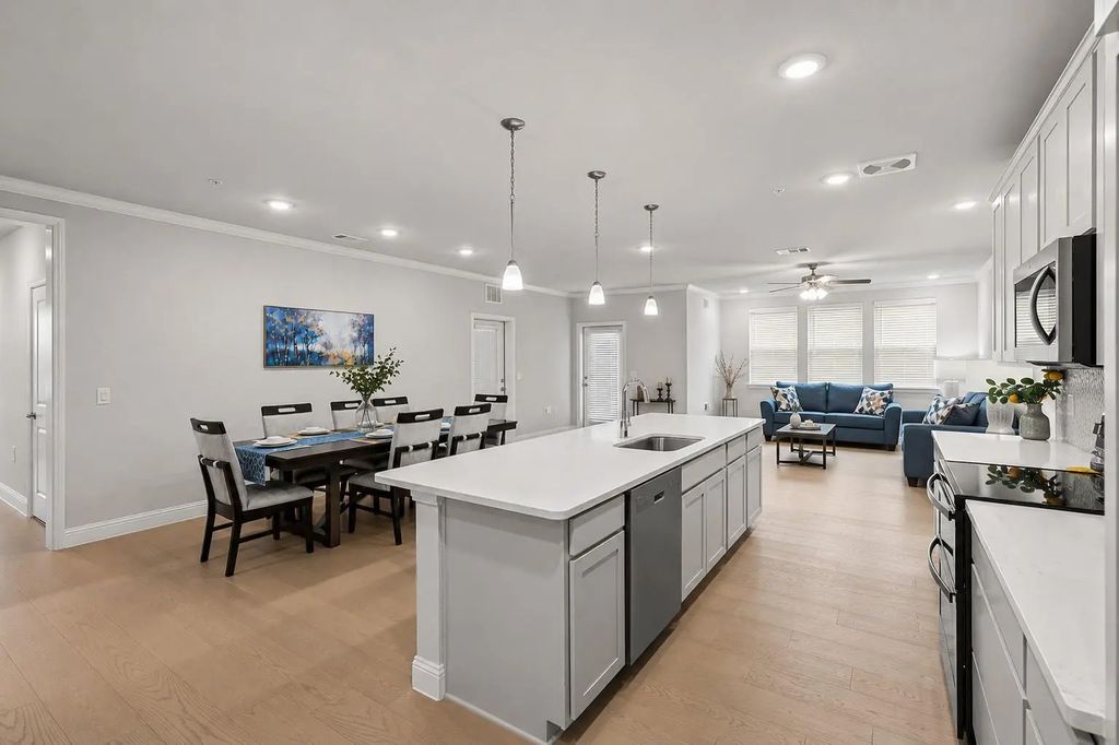 651 N Watters Road 2307, Allen