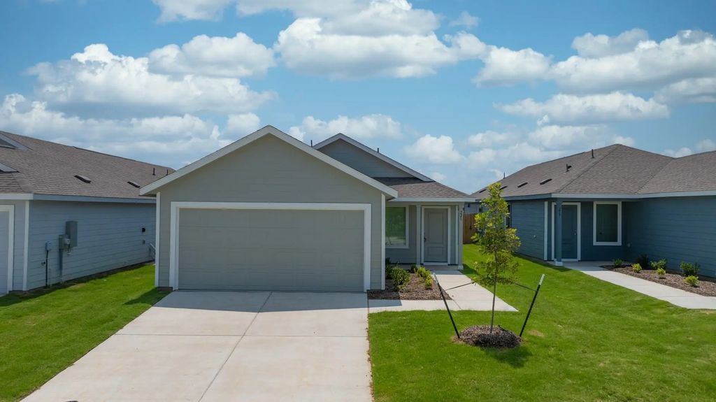 221 Poplar Place, Wilmer
