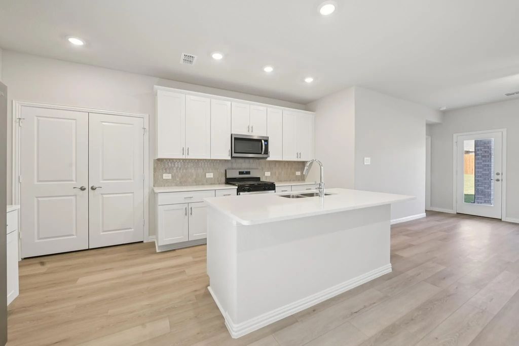 1621 Arches Road, Anna