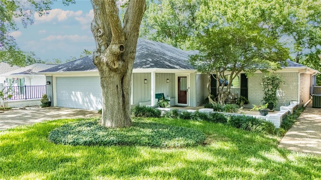 3613 Windmill Hill Street, Waco