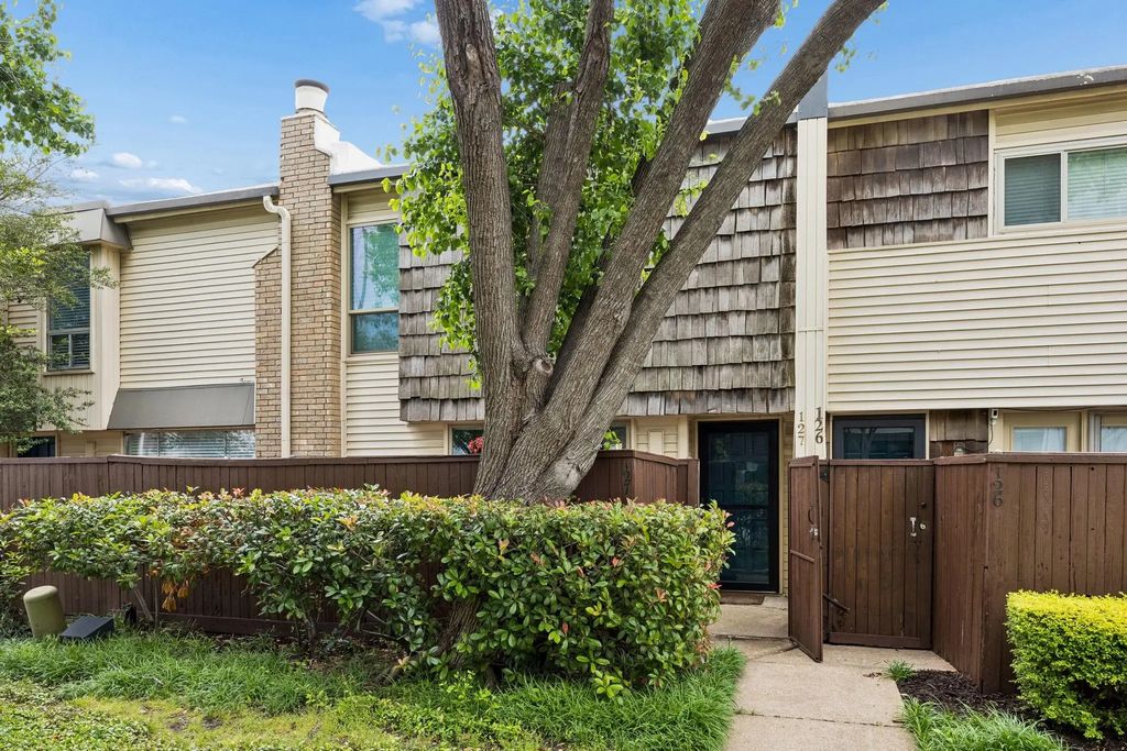 2702 Douglas Avenue 127, Dallas