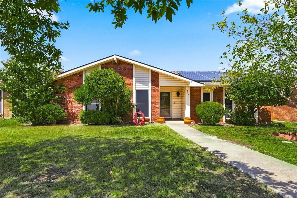 5264 Sherman Drive, The Colony