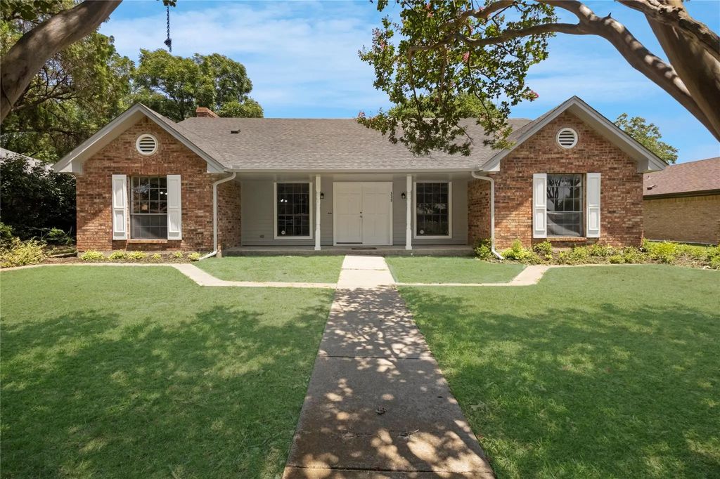 335 Hummingbird Lane, Duncanville