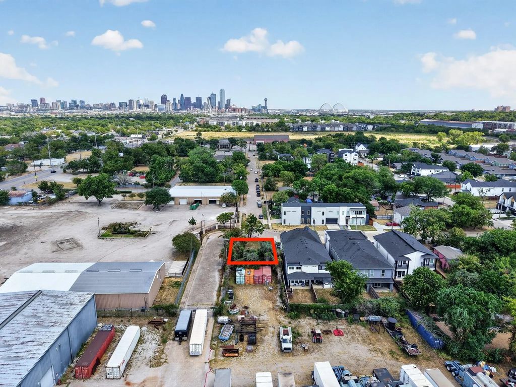 2823 Harston Street, Dallas