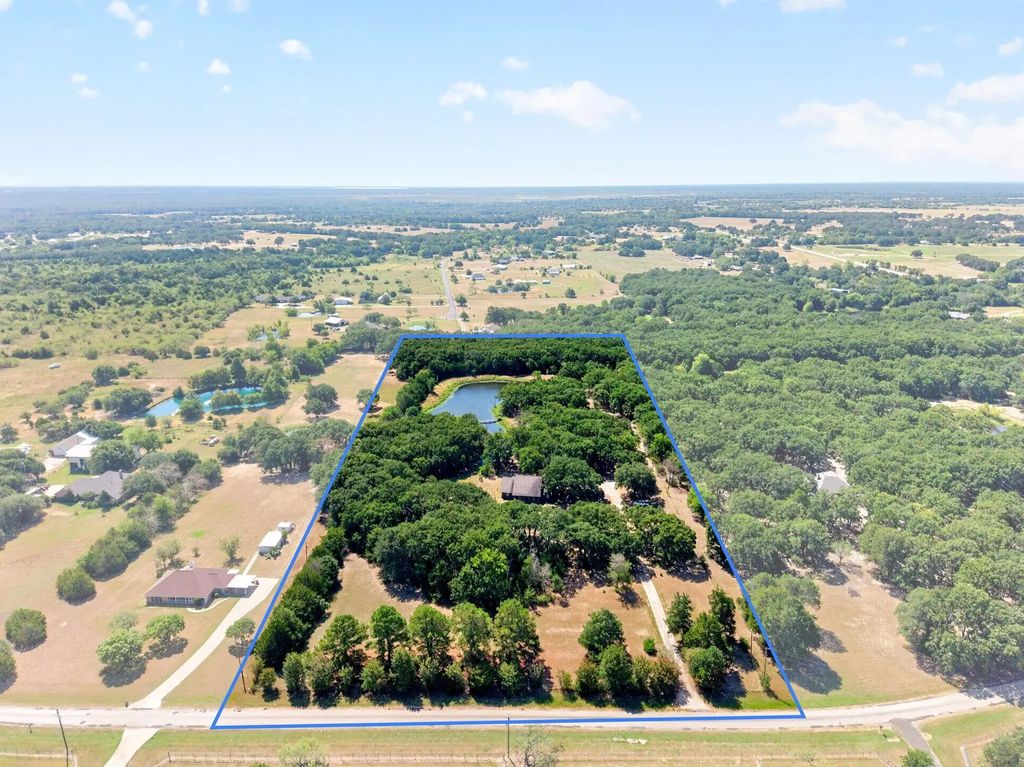 10148 Bluebonnet Drive, Scurry
