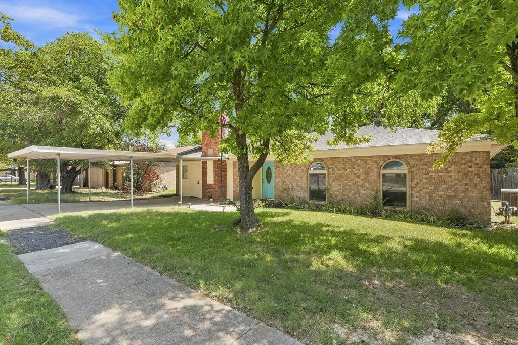 6800 Echo Hill Drive, Watauga