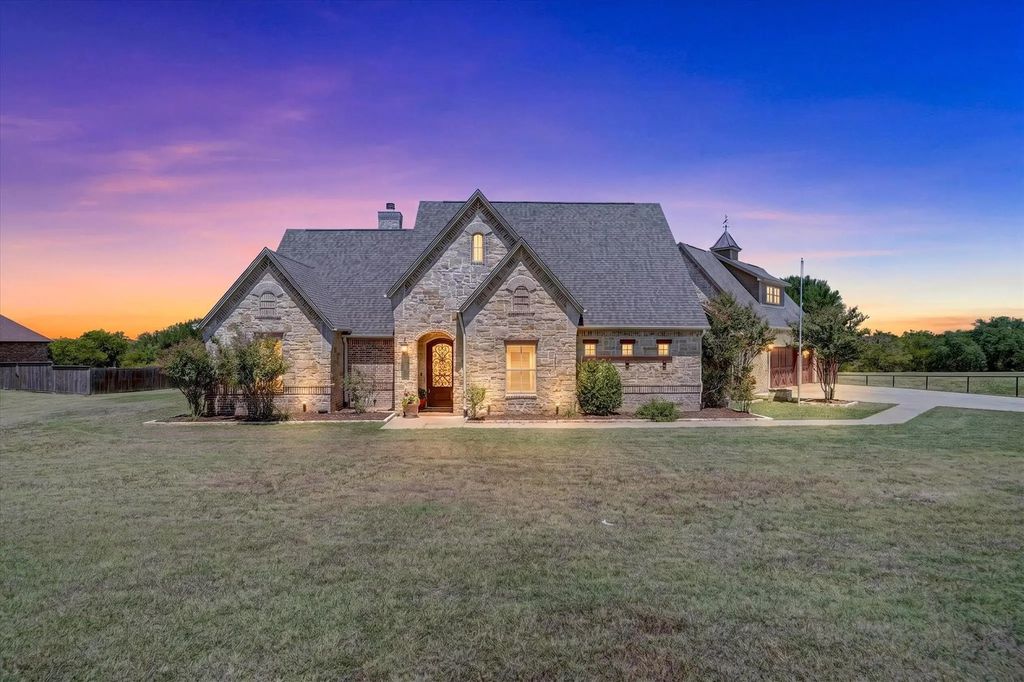 100 Canyon Ridge Trail, Aledo