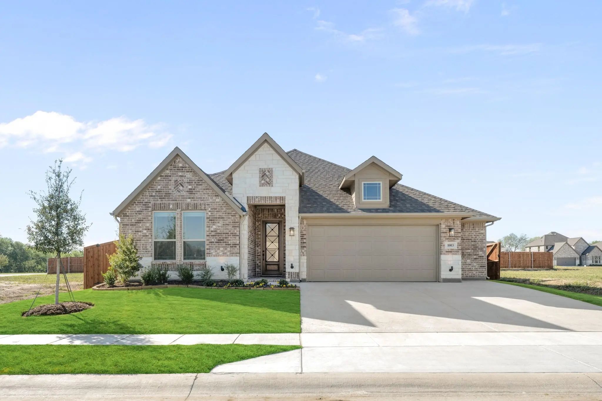 Photo of Listing #21360035