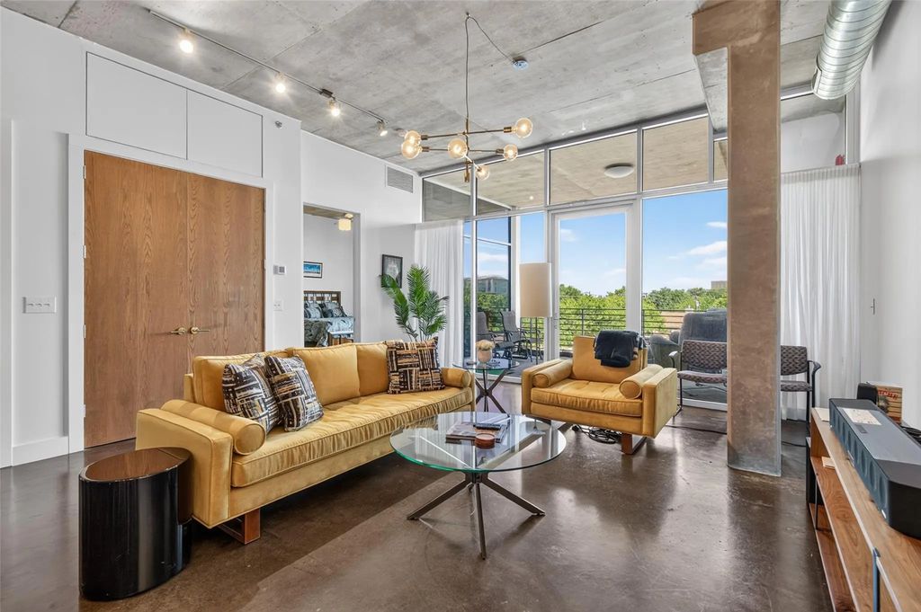 3030 Bryan Street 306, Dallas