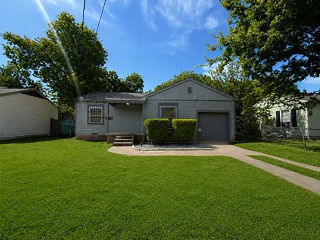 6710 Petain Avenue, Dallas