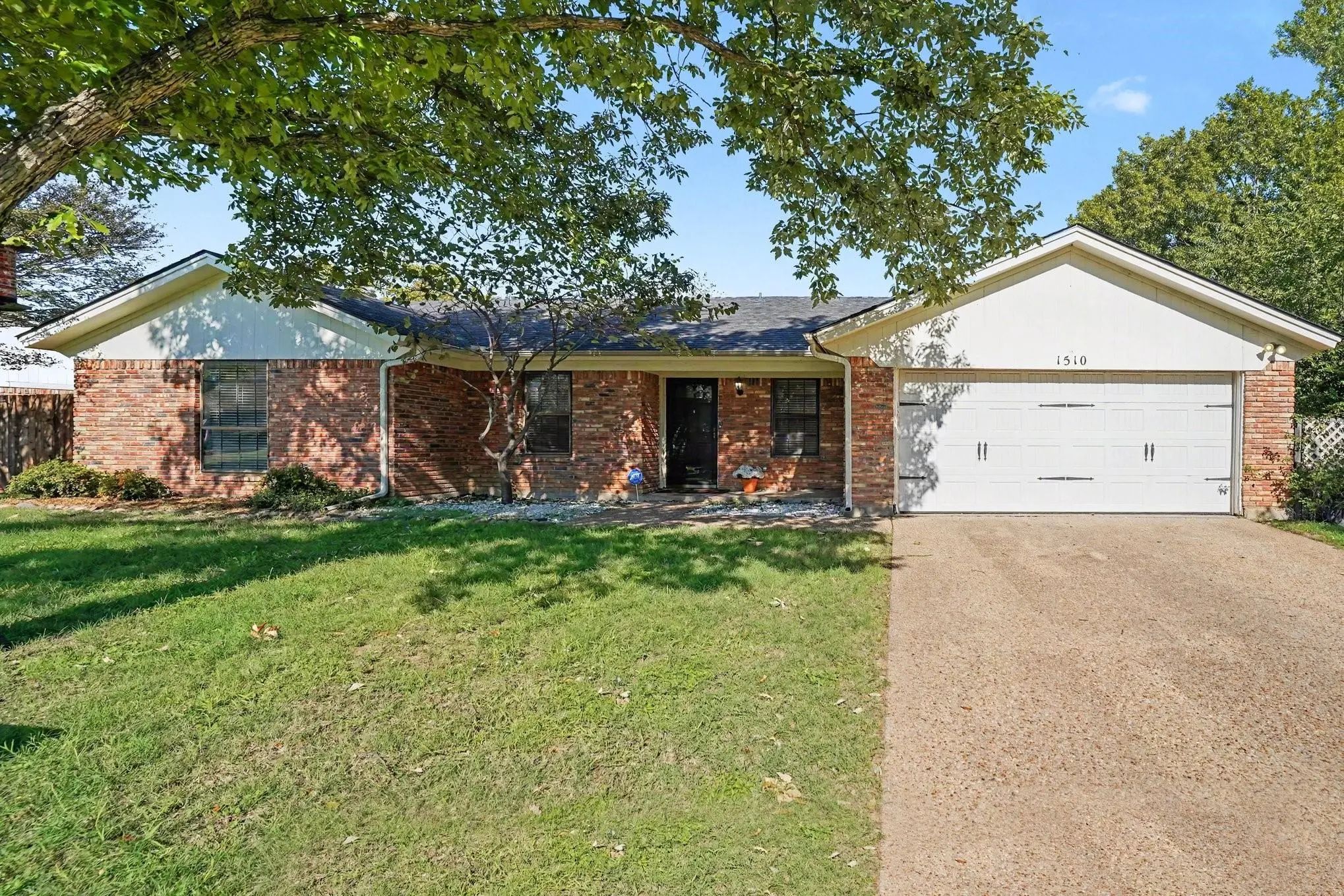 Photo of Listing #21360142