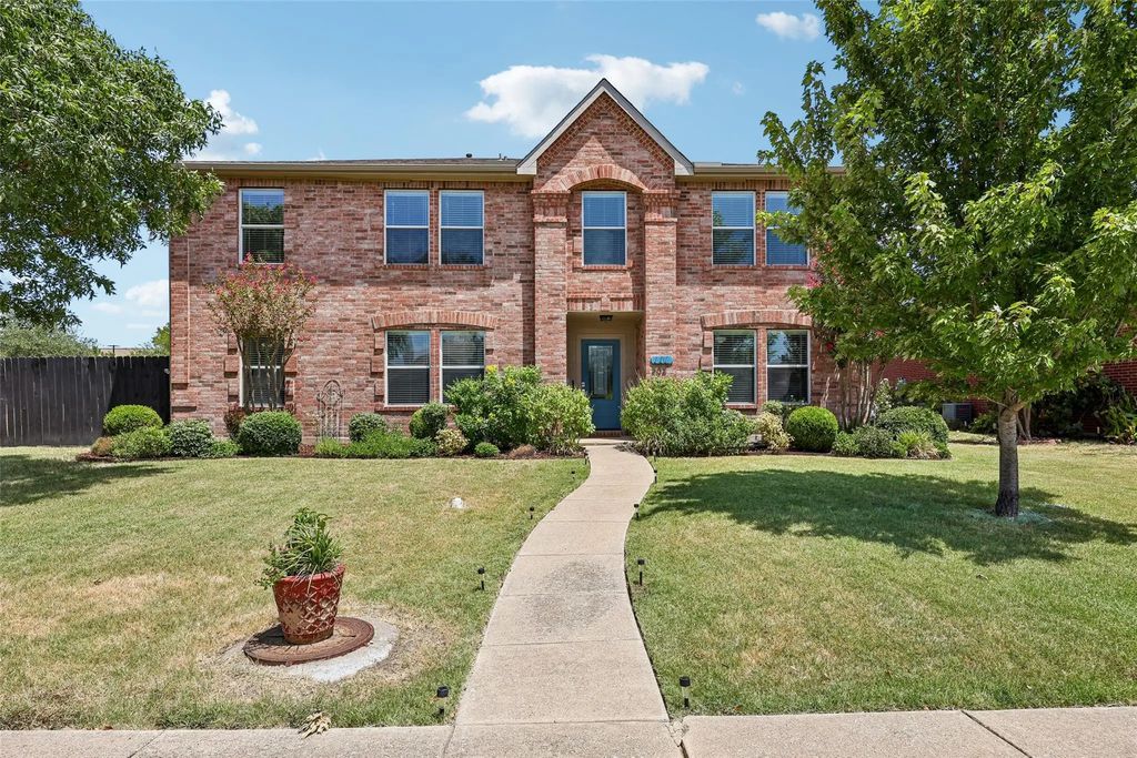 302 Wright Avenue, Rockwall