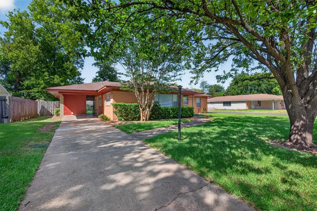 2425 Waverly, Bossier City