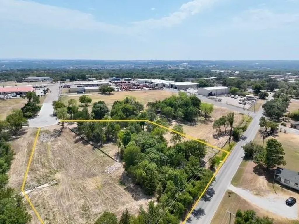 Lot E Industrial Street, Weatherford