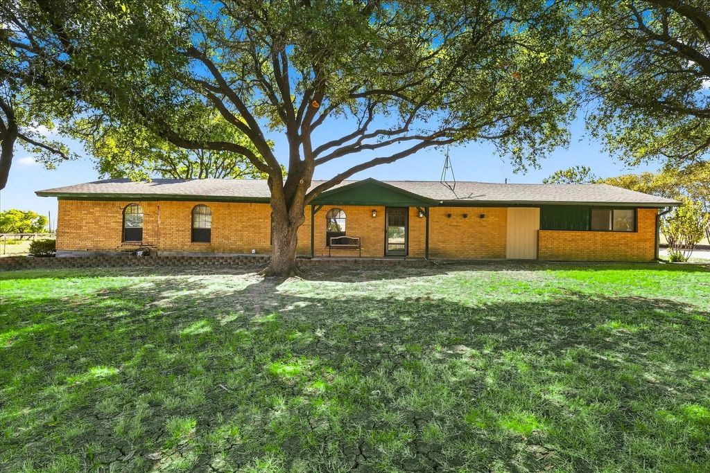 10138 Terrace Road, Sanger