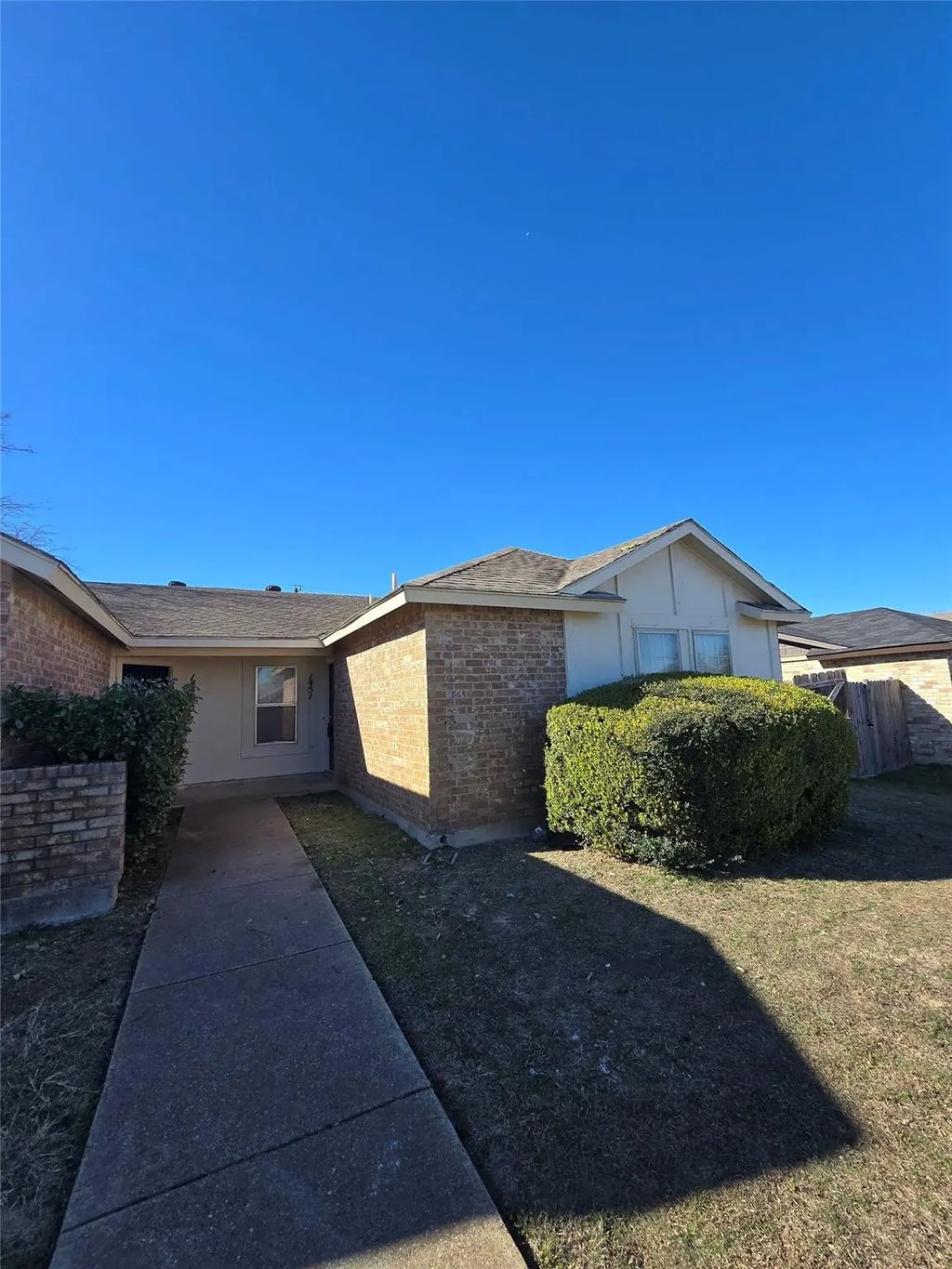 1451 Brook Meadow Circle, Lancaster