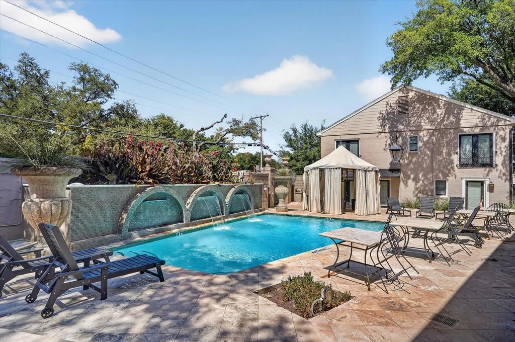7734 Meadow Road 219, Dallas