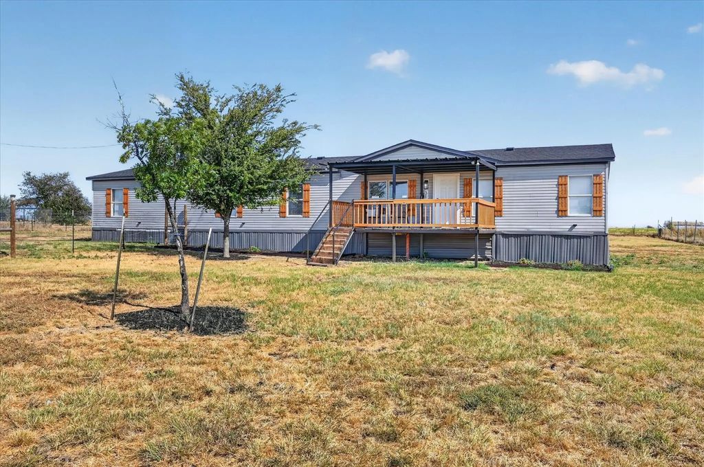 312 Private Road 4437, Rhome