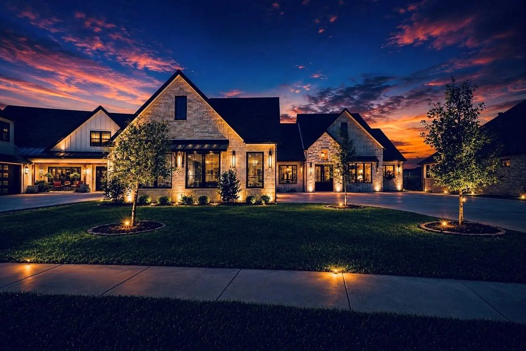 6651 Pinehurst Drive, Granbury