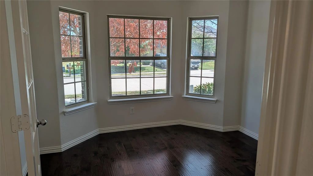 608 Kinghaven Drive, Little Elm