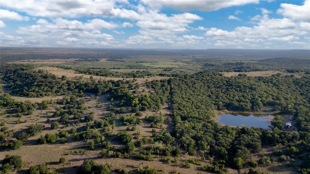 8921 Fm 4, Jacksboro