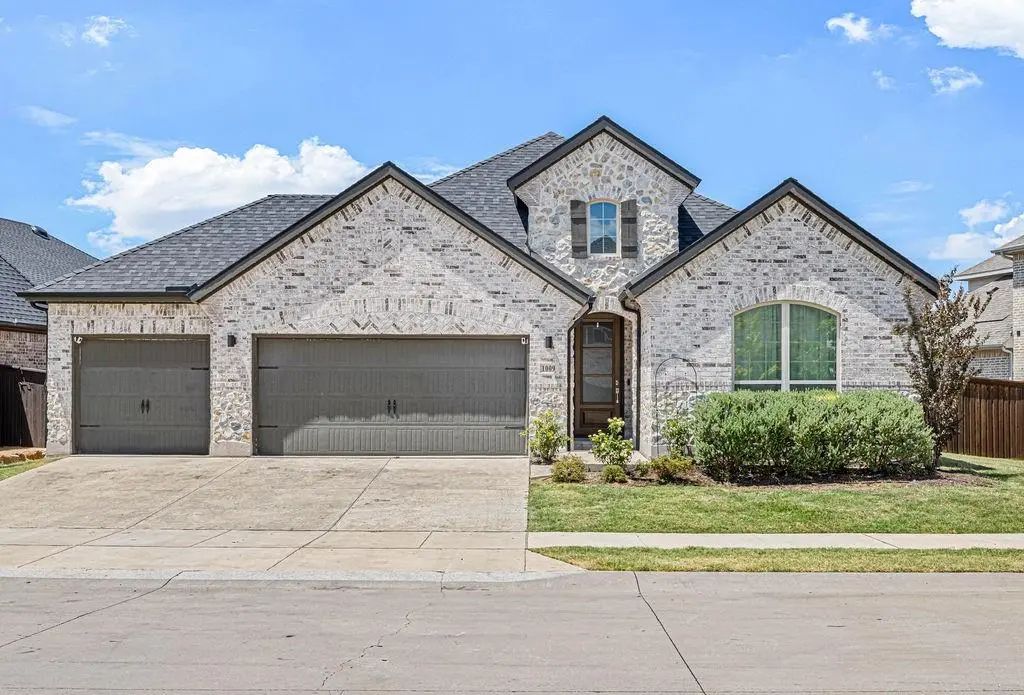 1009 Skyflower Lane, Celina