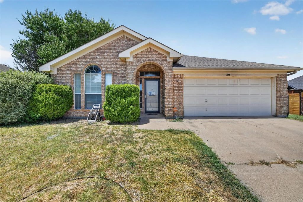 1144 Park Glen, Crowley
