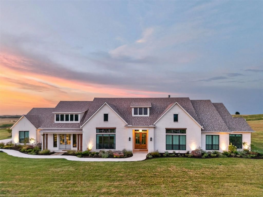 10932 Gregory Road, Sanger