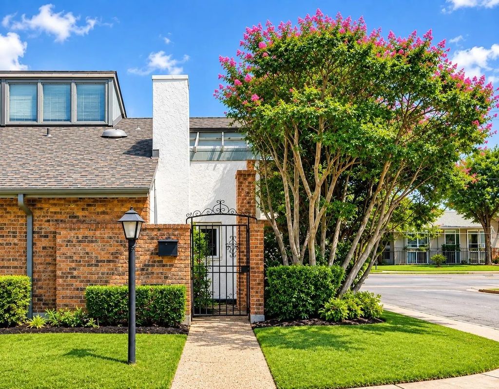 12502 Burninglog Lane, Dallas
